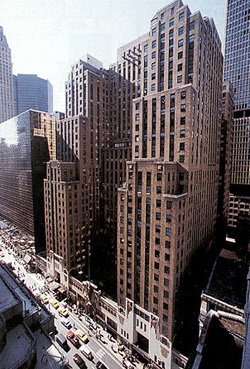 The Graybar Building at 420 Lexington Avenue, NYC, sitting directly above Grand Central Terminal.