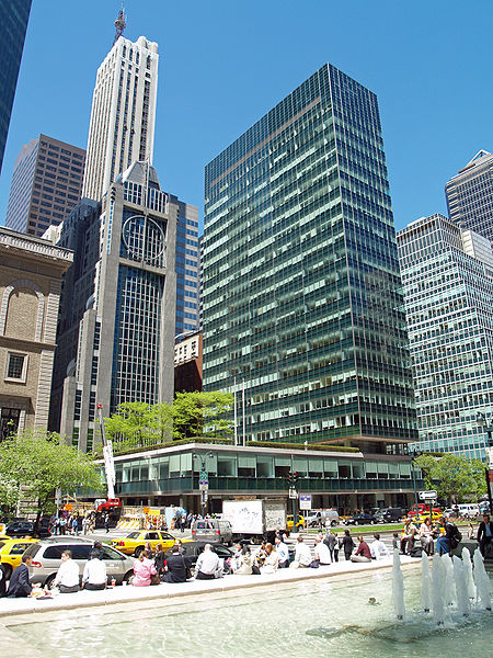 390 Park Avenue, Lever House: iconic, modern office building in NYC’s Plaza District