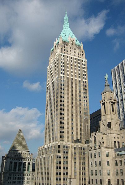 40 Wall Street, Trump Building office space rentals in Lower Manhattan.