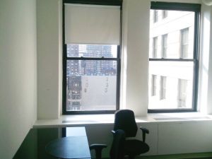 215 Park Avenue Office Space - Windows
