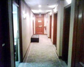 420 Madison Avenue Office Space - Hallway