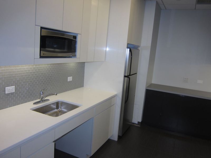 120 Broadway Office Space - Kitchenette