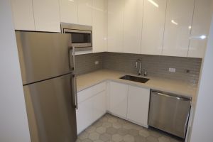 550 Fifth Avenue Office Space - Kitchenette