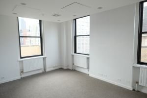 384 Fifth Avenue Office Space - Corner Windows