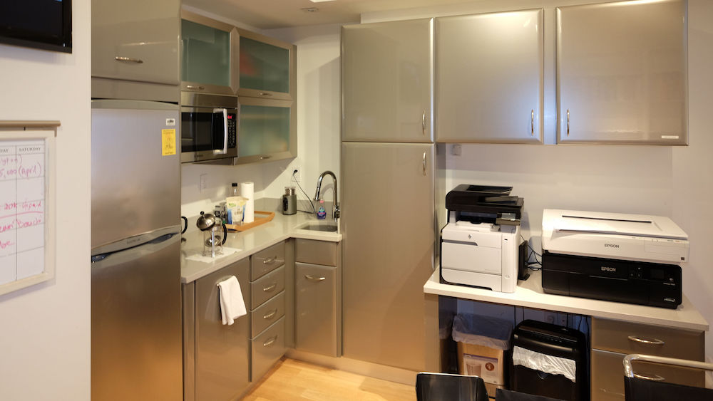 43 East 67th Street Office Space - Kitchen
