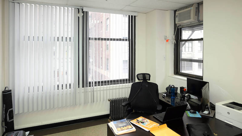 Small and Bright Office Space for Lease near Penn Station, Midtown Manhattan.