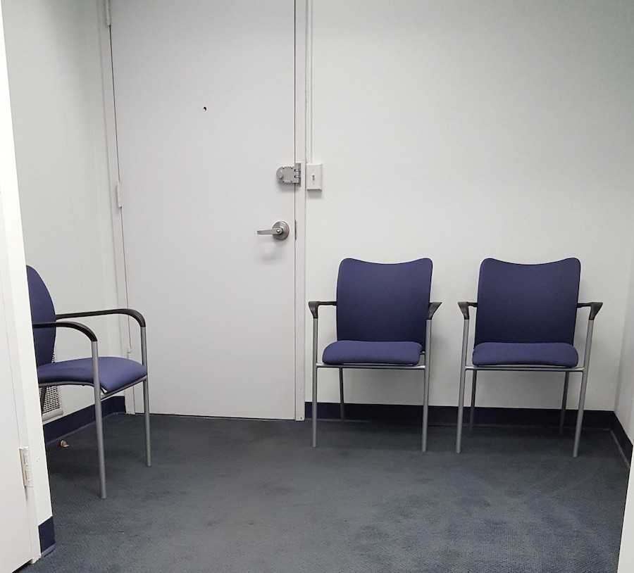 Plaza District Office Sublet/Park Avenue, Bright Small Space