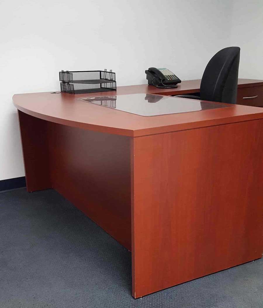 Plaza District Office Sublet/Park Avenue, Bright Small Space
