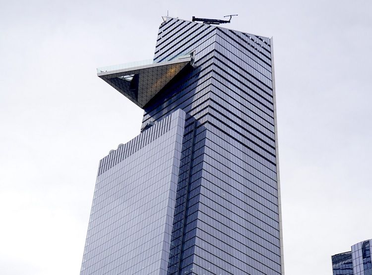 10 Hudson Yards, a 52-story office tower providing column-free office space in Midtown Manhattan.