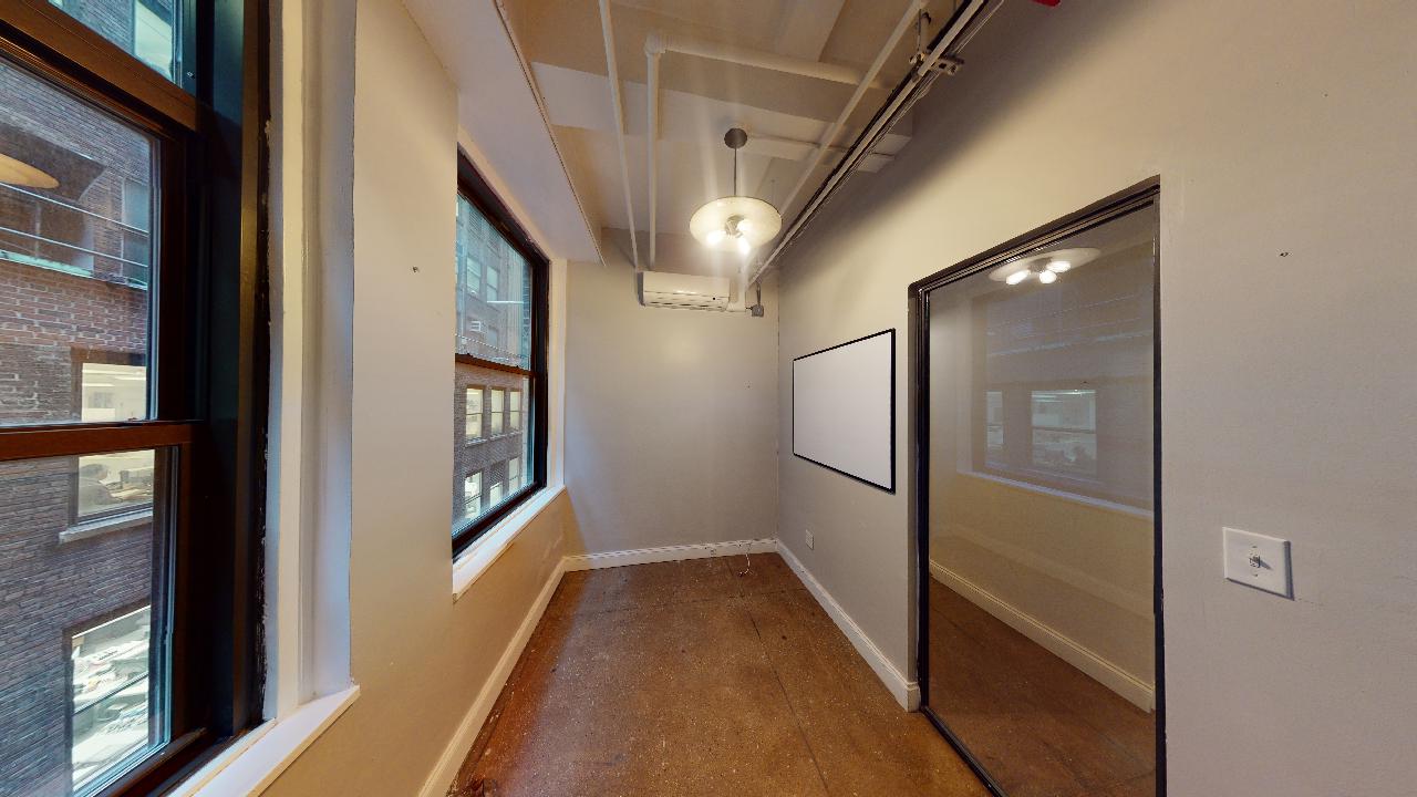 247 West 35th Street, 6th floor office rental, Small interior office