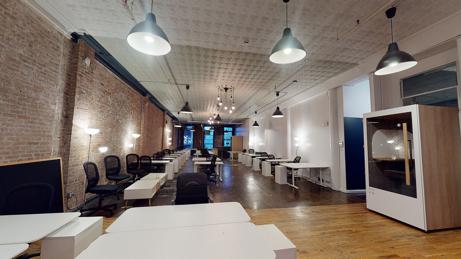 eautiful Industrial-style, Fully Furnished Office Space for Lease at 39 West 14th Street, NYC.