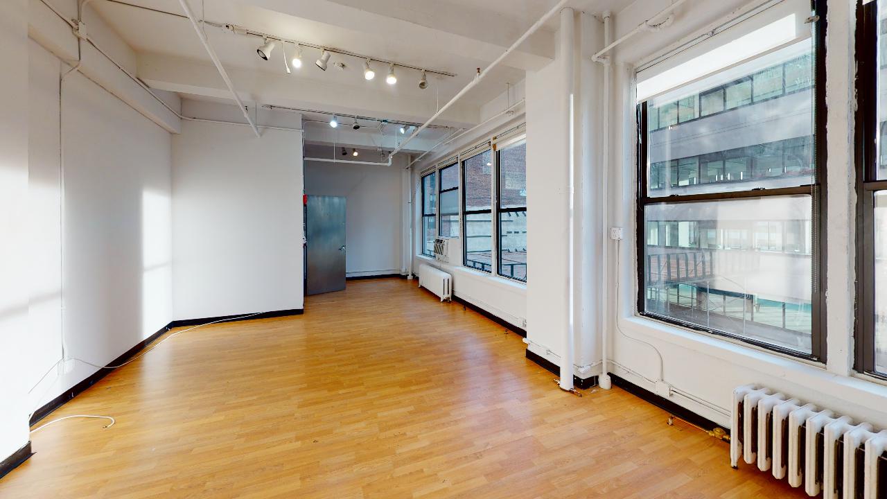 260 West 35th Street Office Space - Open Area