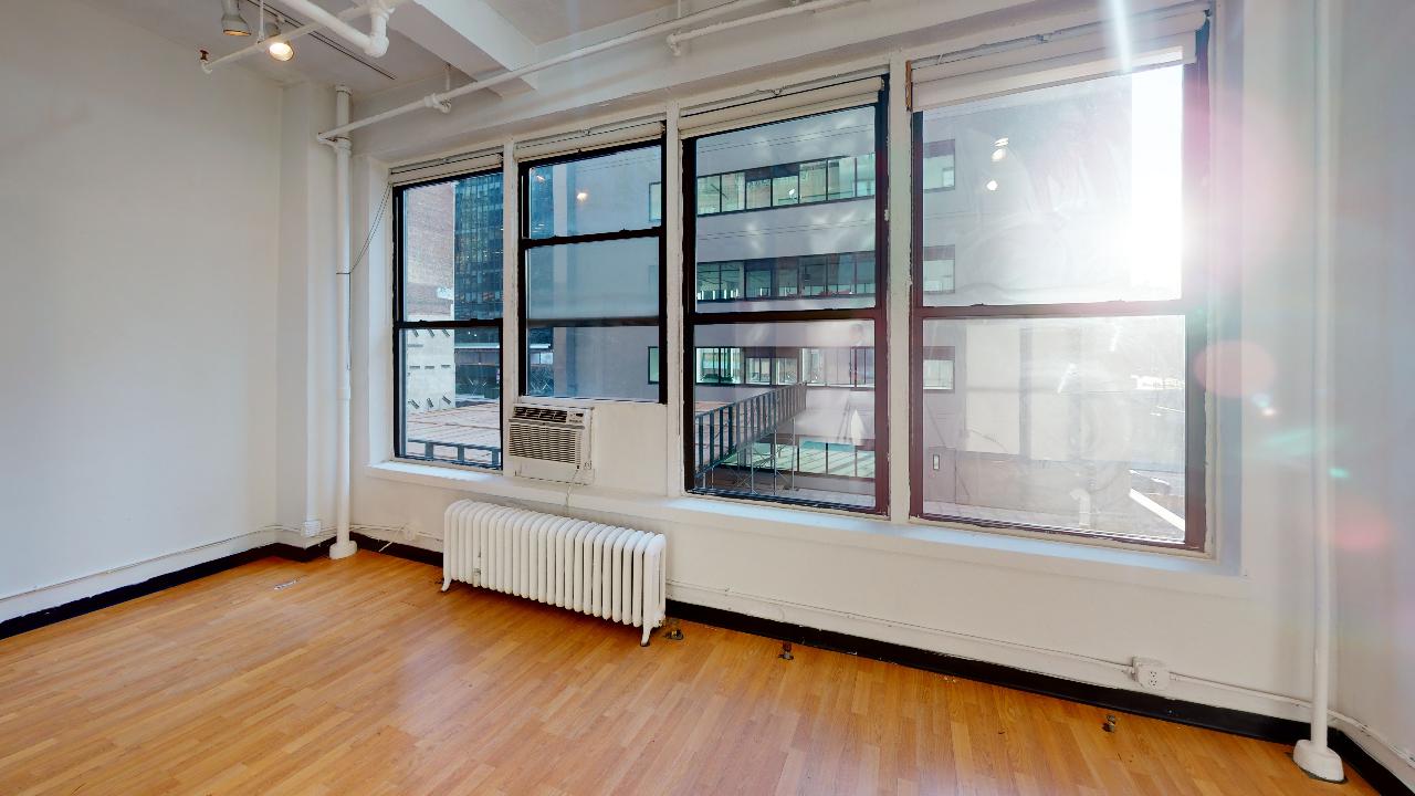 260 West 35th Street Office Space, 3rd Floor - Large Windows