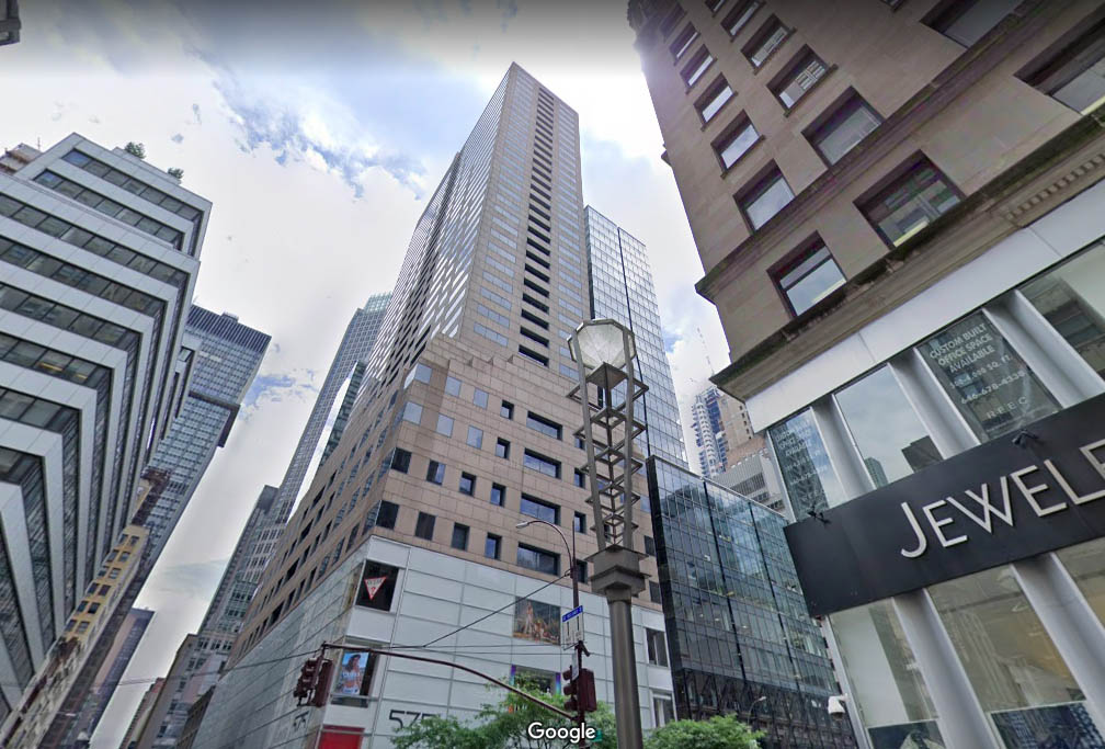575 Fifth Avenue, amenity-rich NYC office tower located near the Grand Central Terminal.
