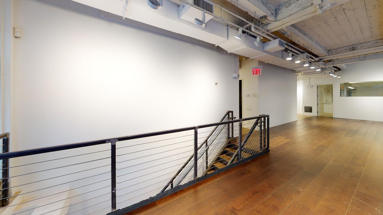 595 Madison Avenue Office Space - Stairs