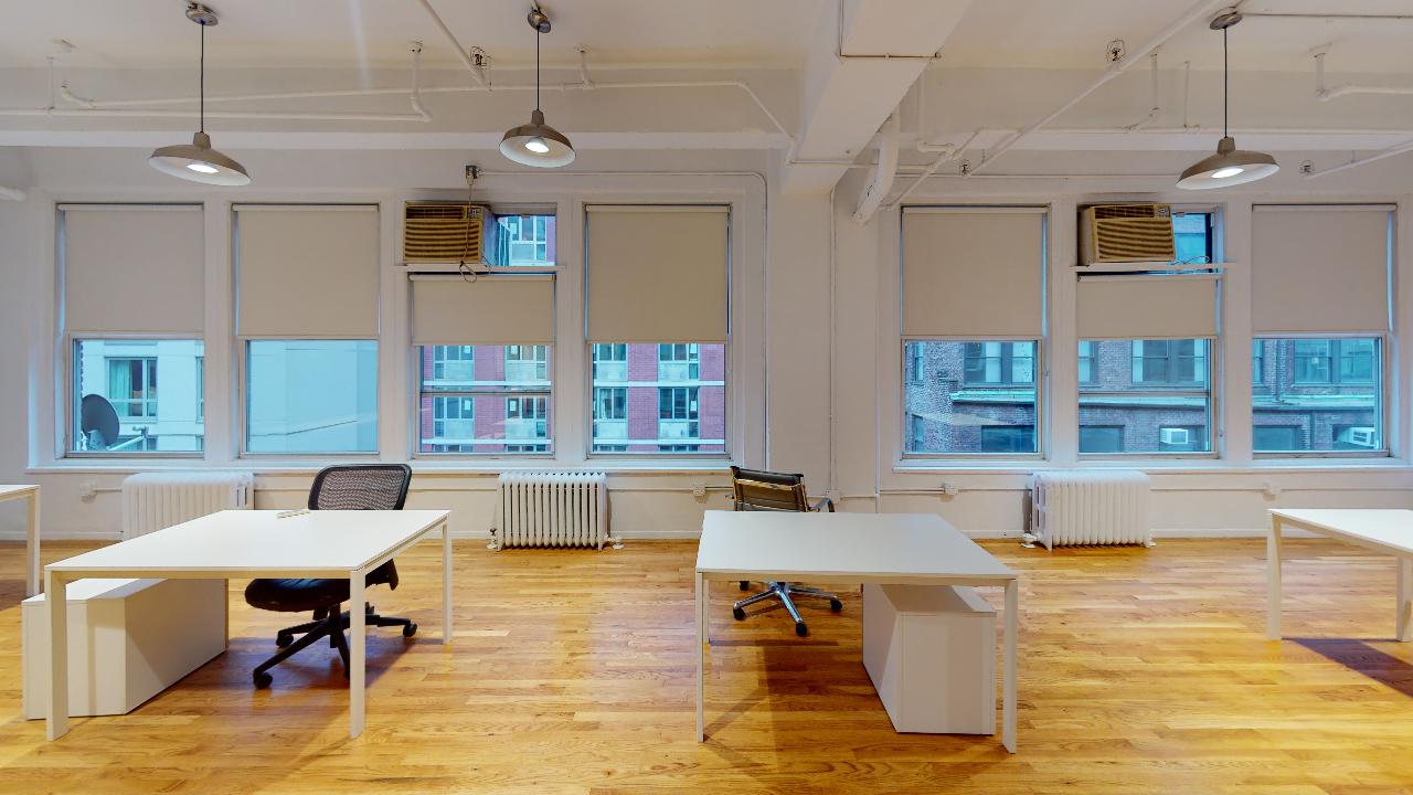 336 West 37th Street Office Space - Bullpen