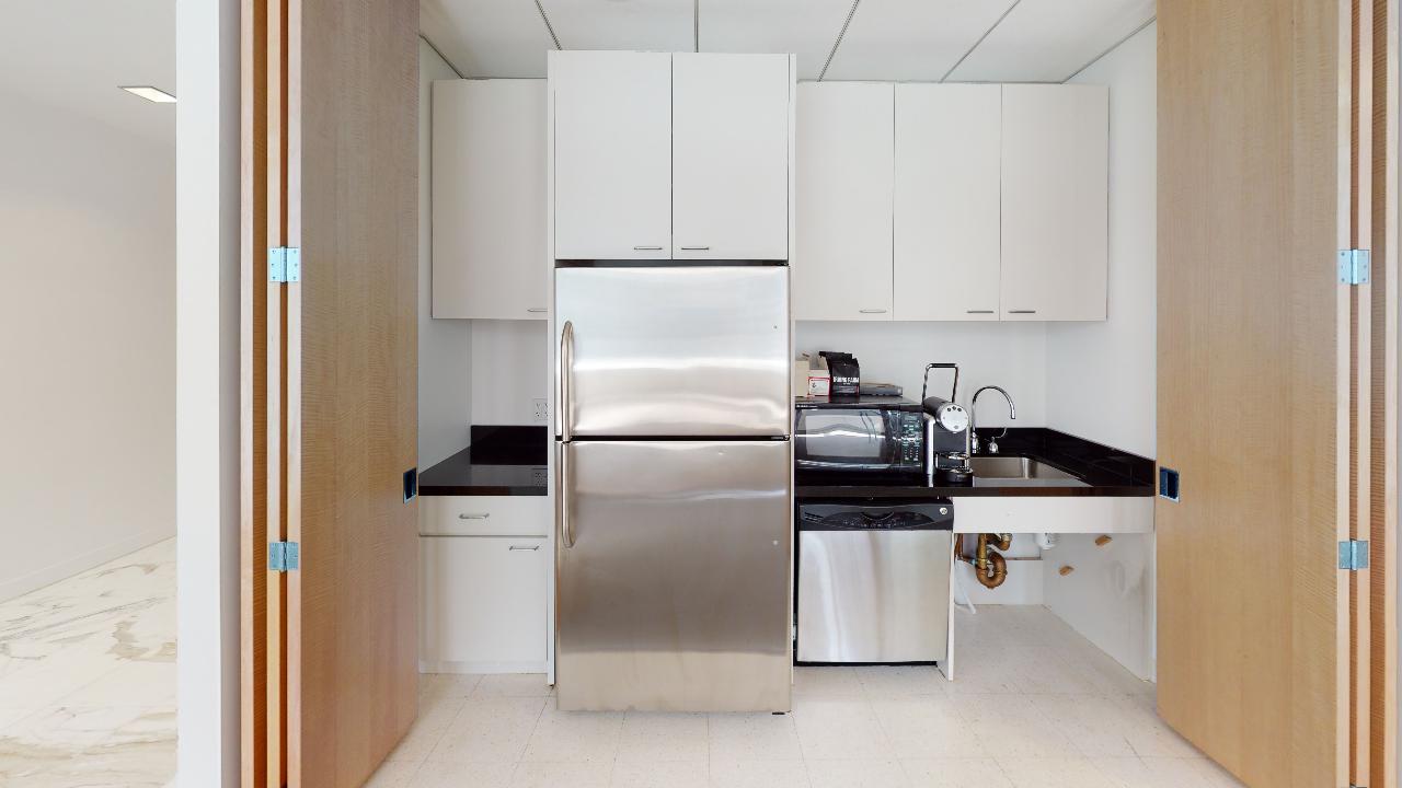Madison Avenue Office Space - Kitchenette