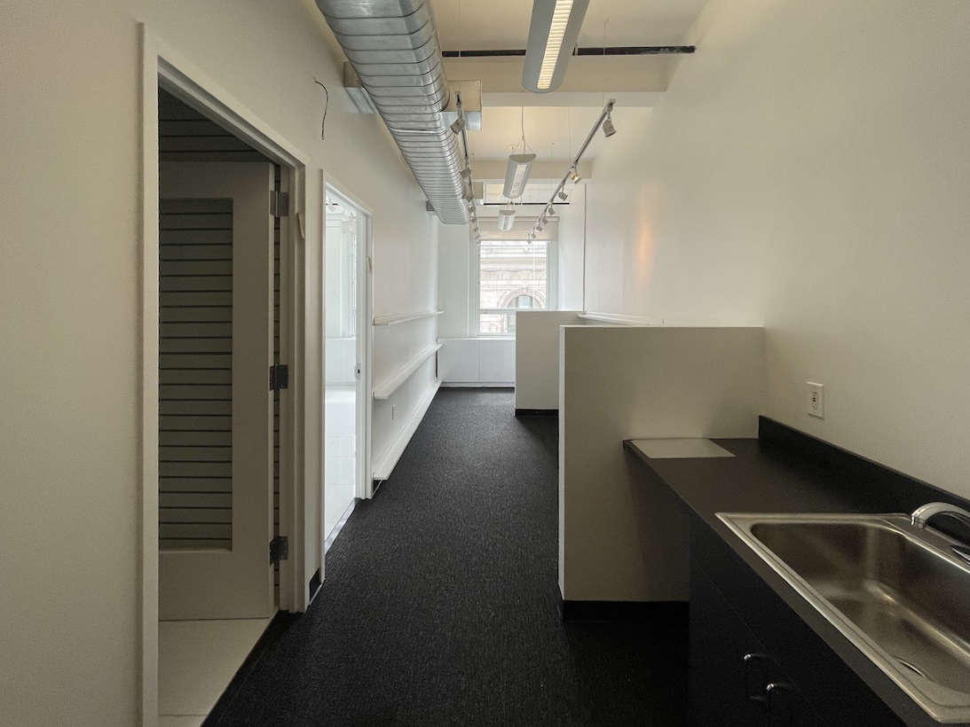 West 34th Street Office Space - Bullpen