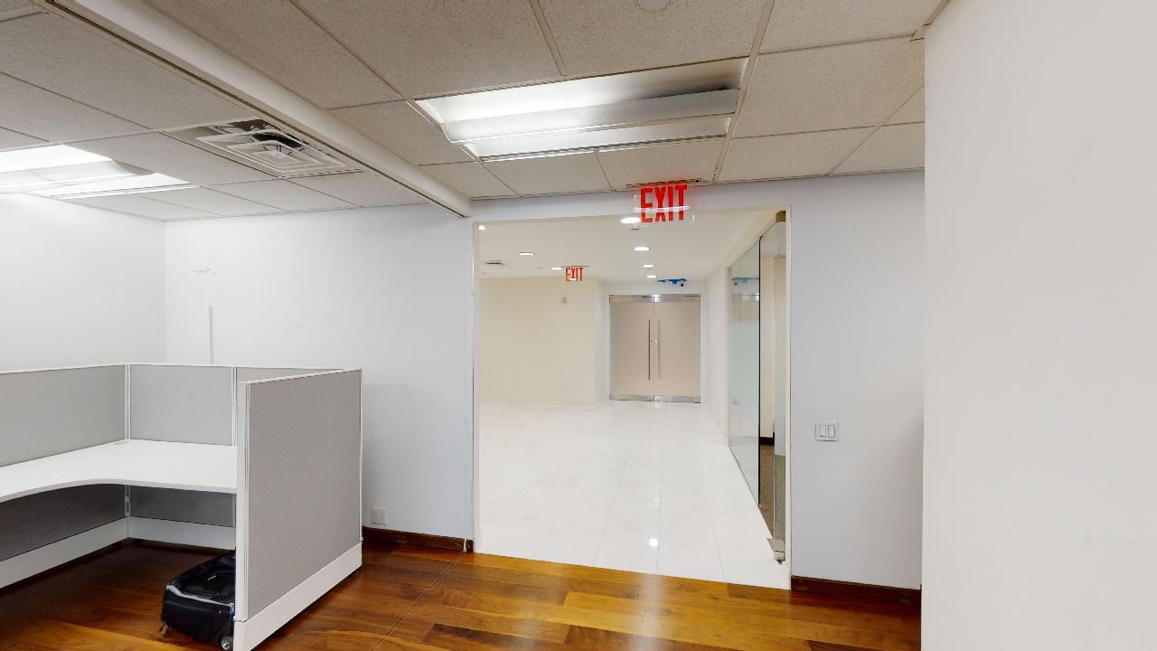 575 Madison Avenue Office Space - Entrance