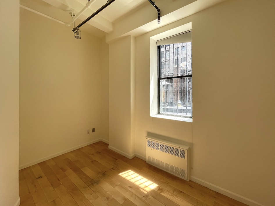 928 Broadway Office Space - WIndow