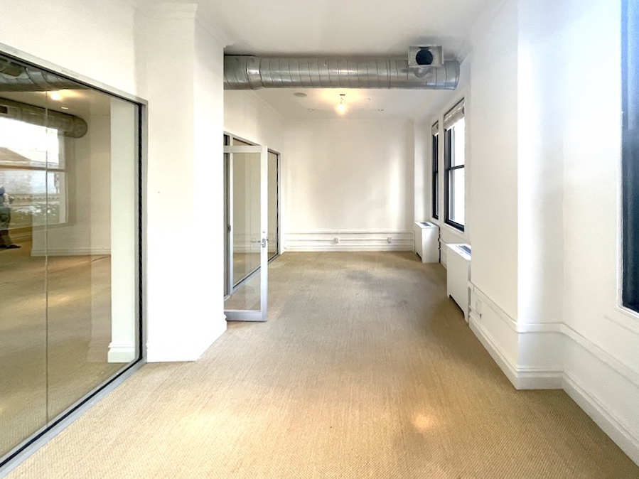 501 Fifth Avenue Office Space - Hall