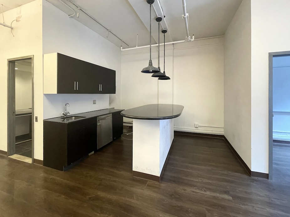 244 Madison Avenue Office Space - Kitchenette