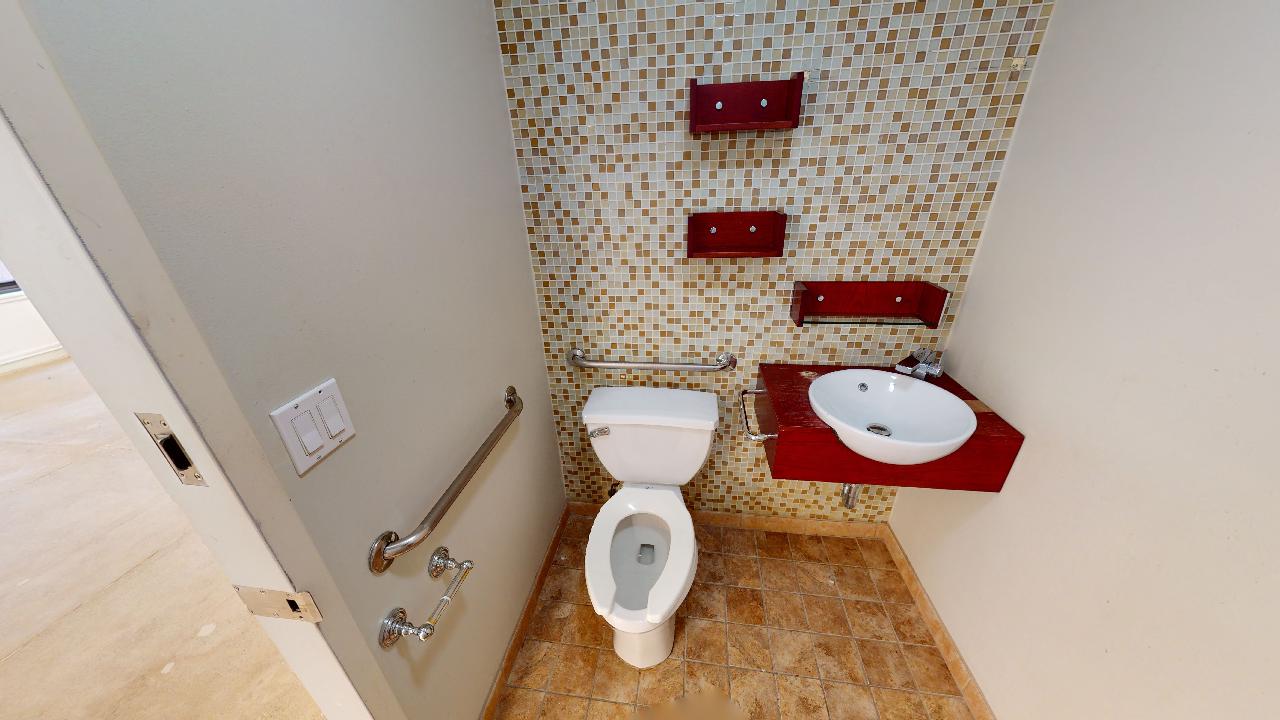 Broadway & 58th Street Office Space - Bathroom