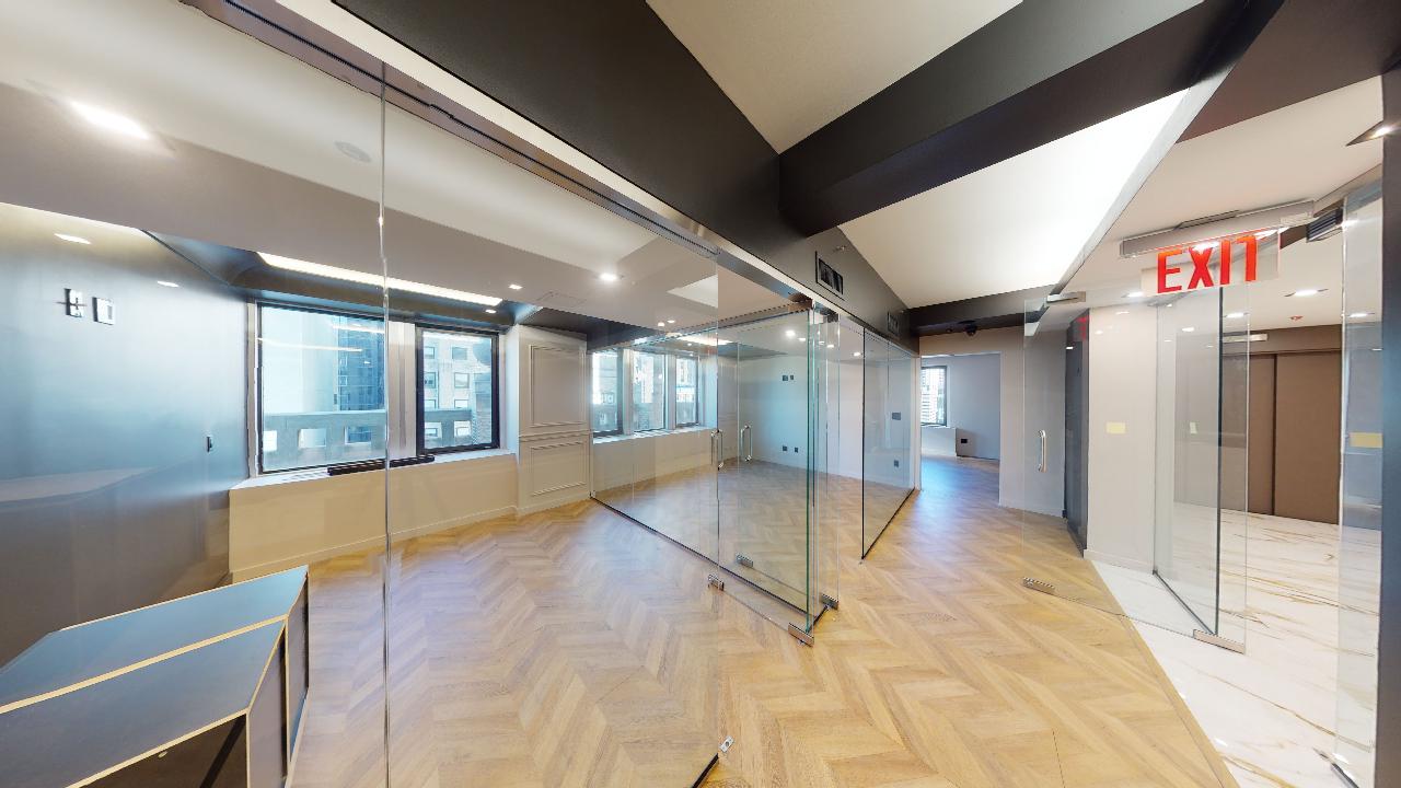 369 Lexington Avenue Office Space - Glass Offices