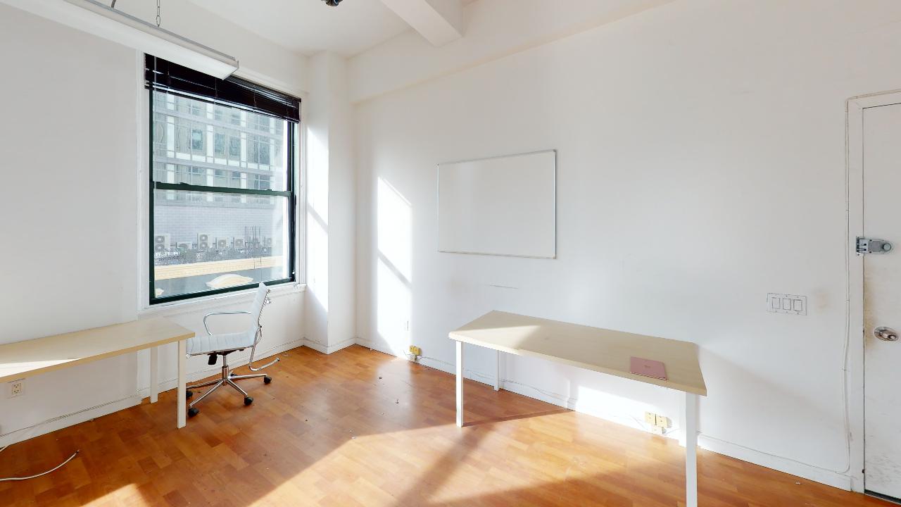 875 SF 291 Broadway Office Space - White Walls