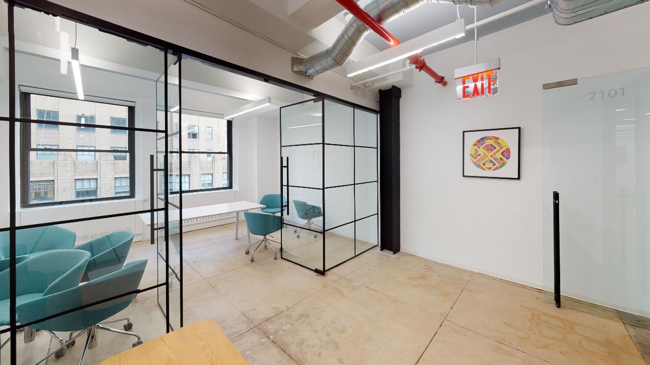 370 Lexington Avenue Office Space, 21st Floor - Glass Office