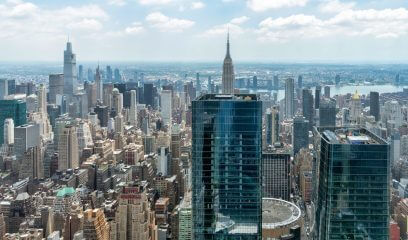 Aerial view of NYC, capturing the allure of leasing in Midtown's tallest buildings.