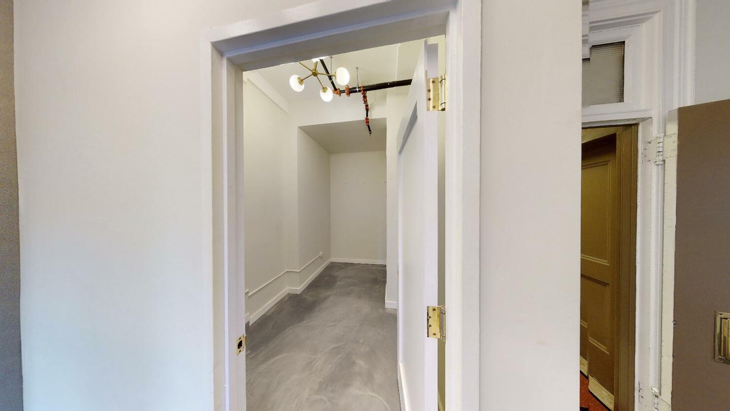 501 Fifth Avenue Office Space, Suite #1701 - Hallway