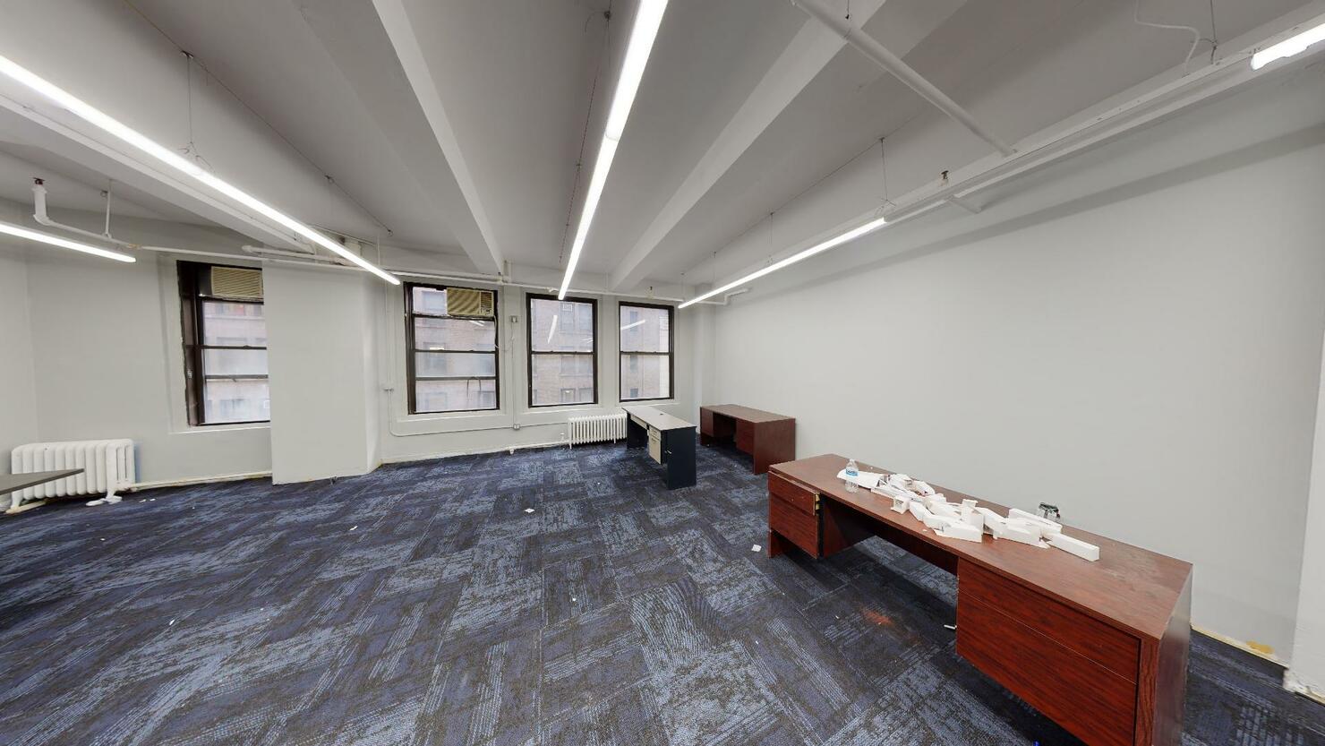 255 West 36th Street Office Space, 9th Floor - Bullpen