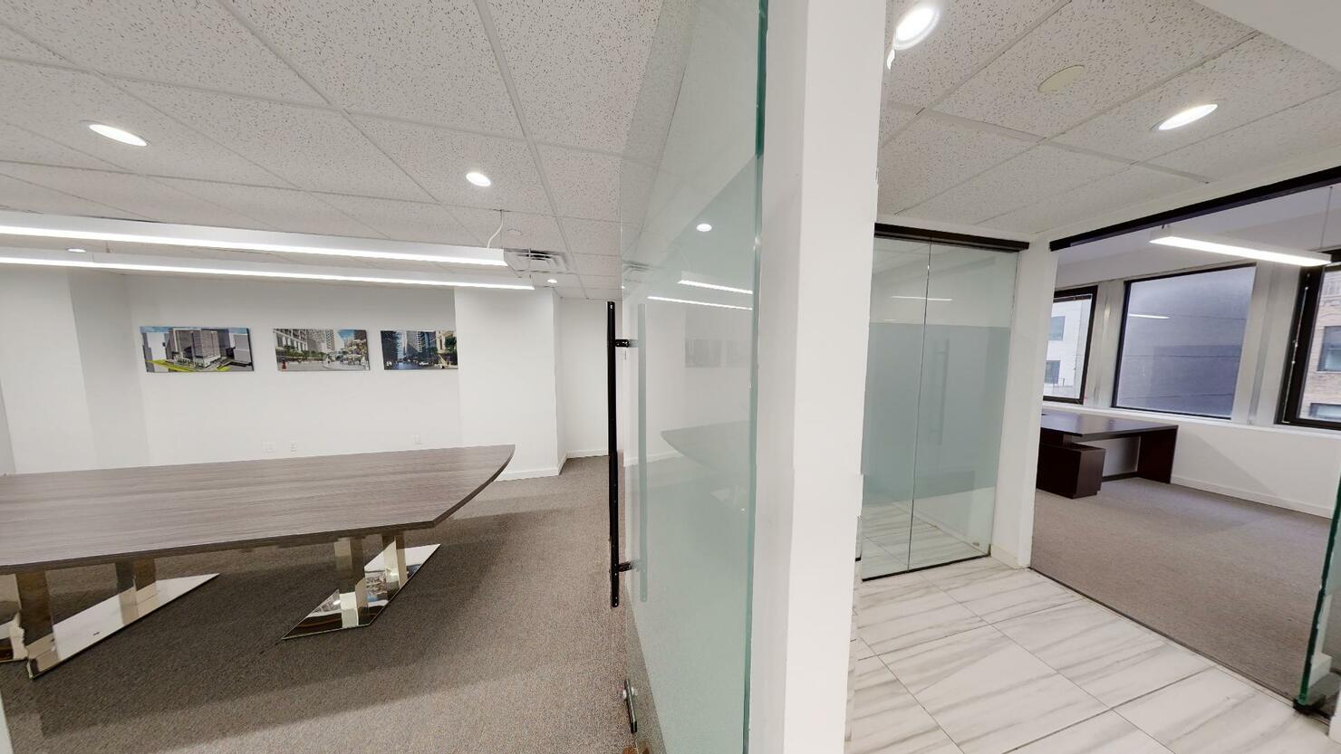 369 Lexington Avenue Office Space - Conference Room