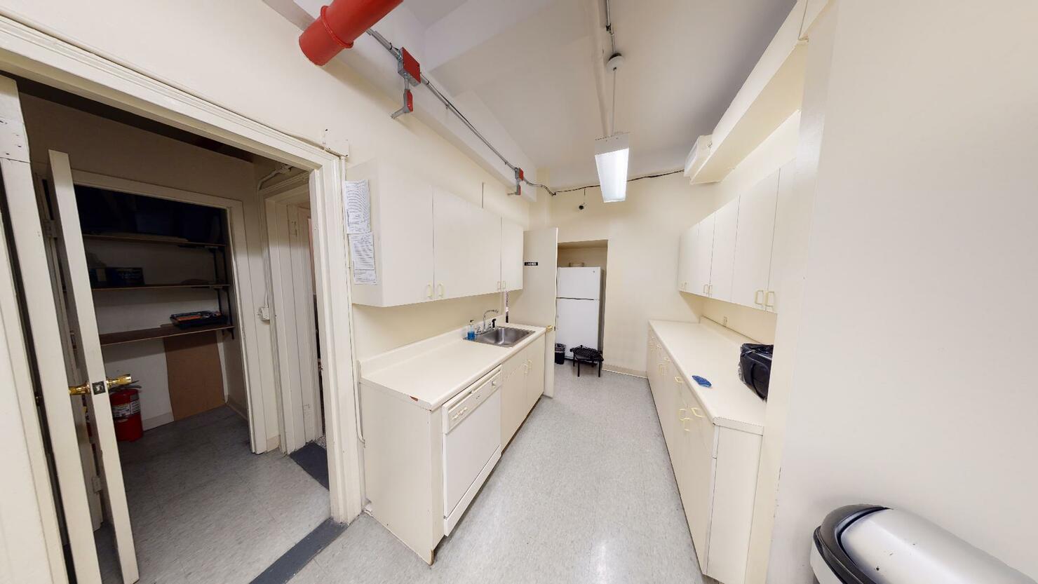 247 West 35th Street Office Space - Kitchenette