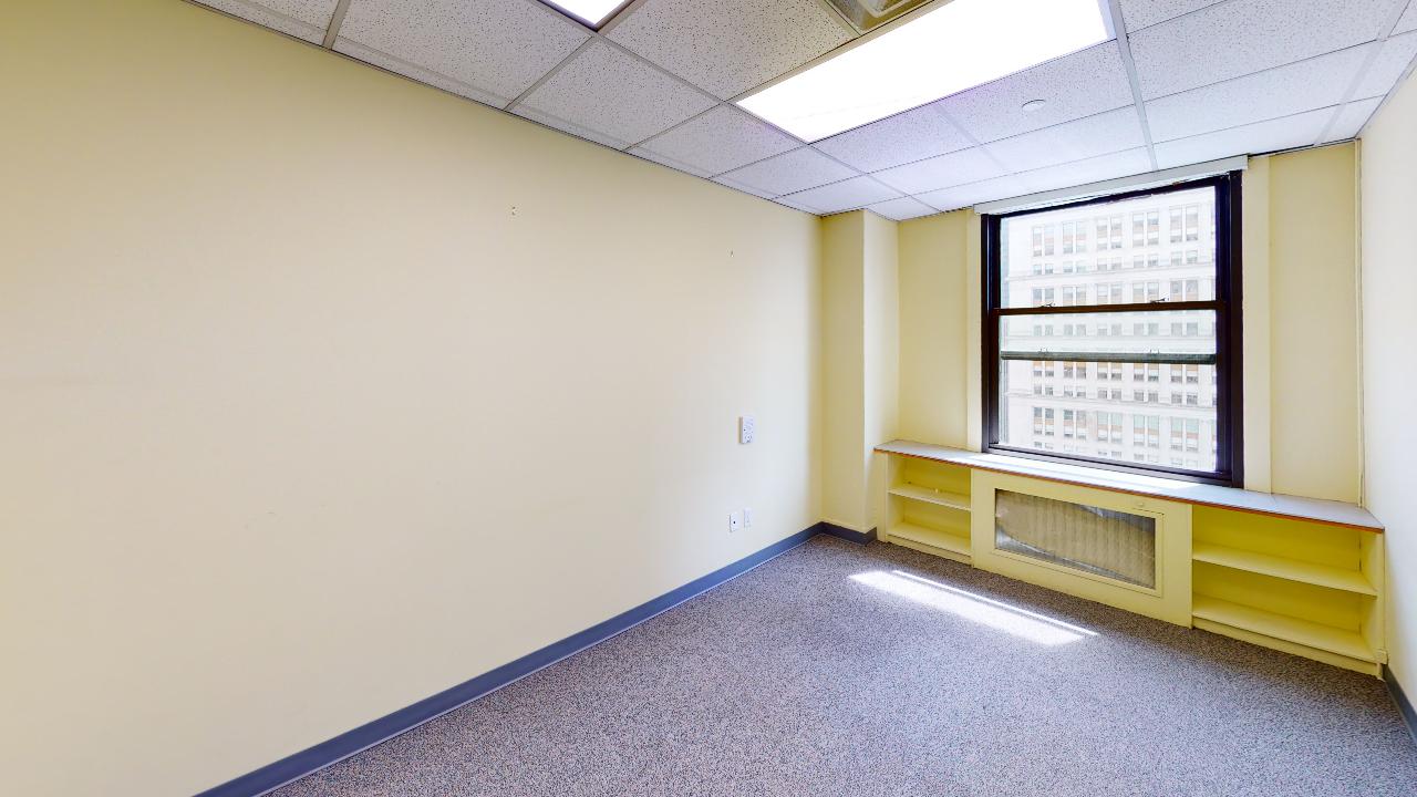 225 Broadway Office Space -Bright Empty Office Room