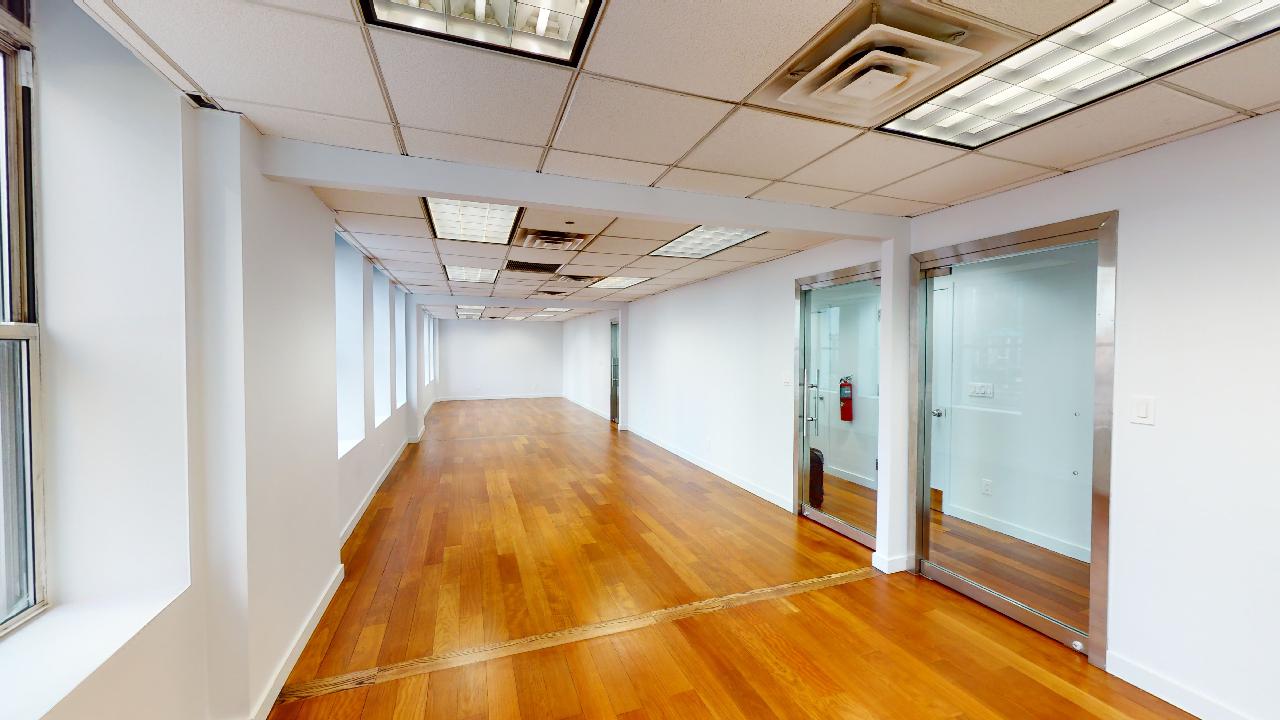 315 Fifth Avenue Office Space - Interior Open Area