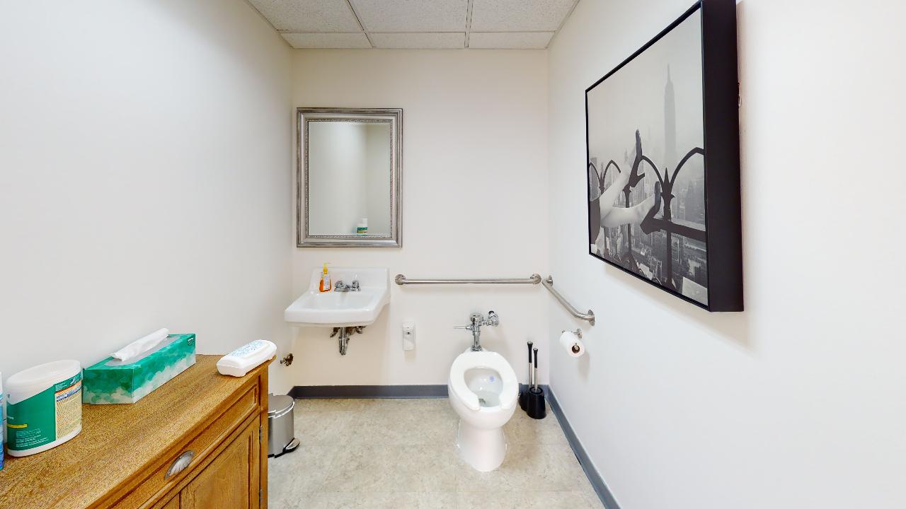 48 West 39 Street, Part 11 Floor-Private Bathroom