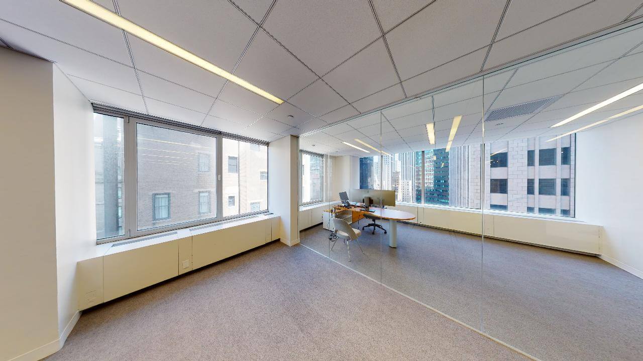 540 Madison Avenue Office Space - Large Corner Windows