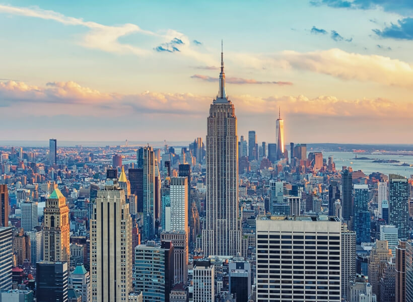 Midtown NYC skyline, showcasing the heart of the city's vast commercial real estate options.