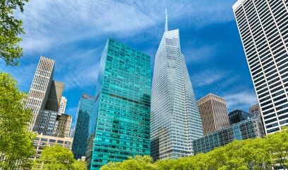 Bryant Park skyline, prime NYC office space for lease in the heart of Midtown Manhattan