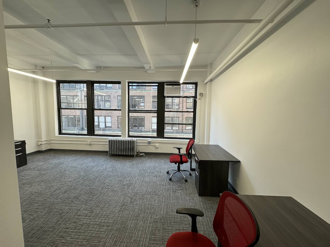 Small Furnished Office for Lease at 252 West 38th Street, Midtown Manhattan.