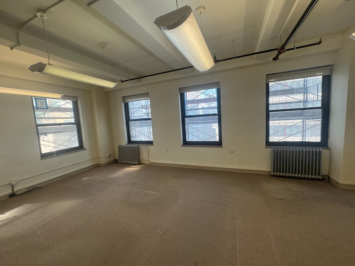 Large open workspace with multiple windows, 315 Madison Avenue #1201